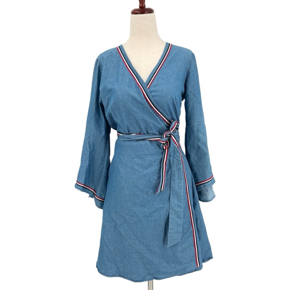 Stellah Denim Bell Sleeve A-Line Wrap Dress Small